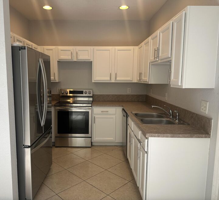 Property Photo:  2143 SE SE Bell Isle Drive Drive  FL 34952 