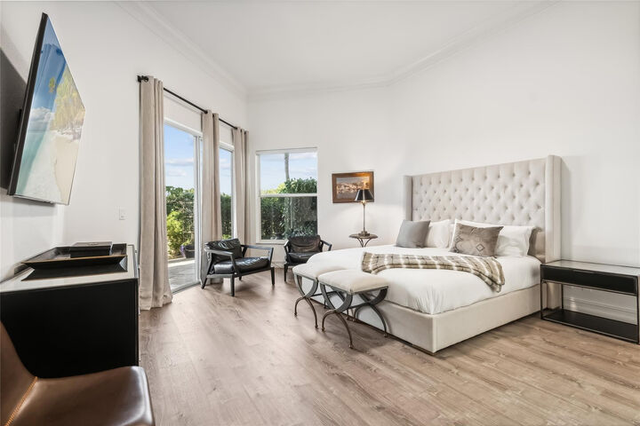 Property Photo: 2602 Players Court FL 33414