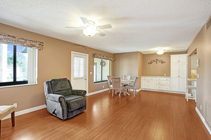 Property Photo:  426 Pine Glen Lane D-2  FL 33463 