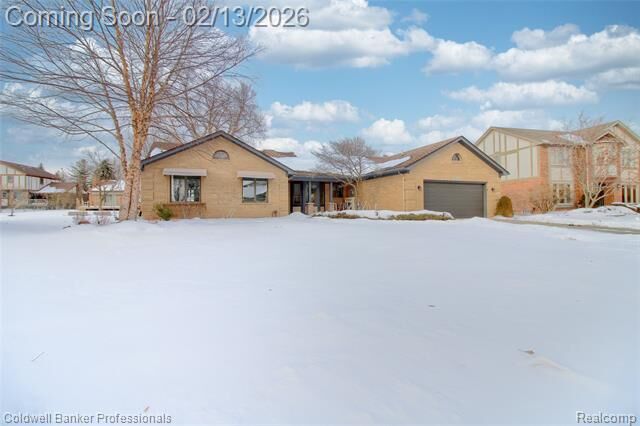 Property Photo: 37734 Pickford Drive MI 48152