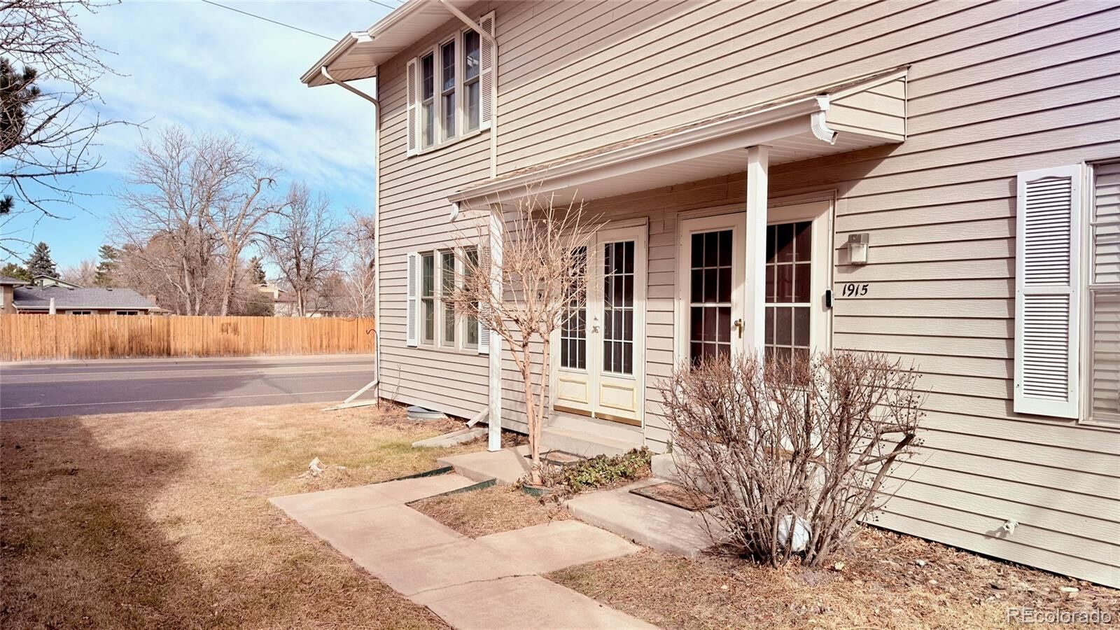 Property Photo:  1915 S Oakland Way  CO 80014 