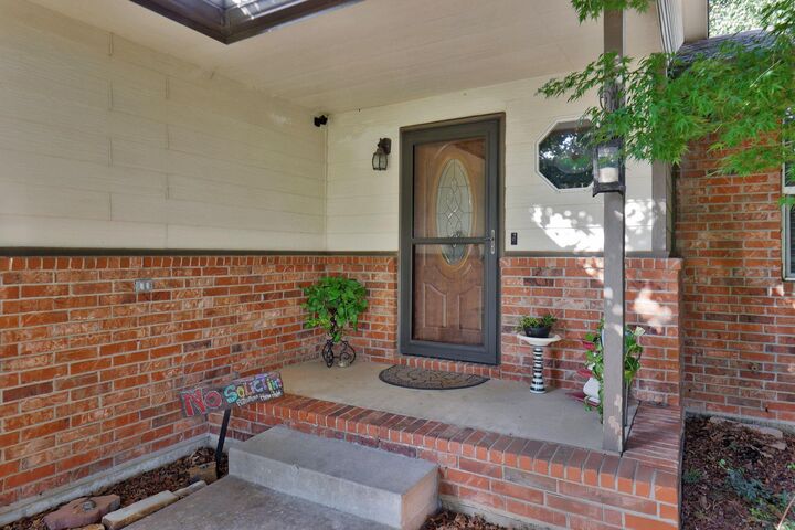 Property Photo:  1947 N Marlin Ct  KS 67002 