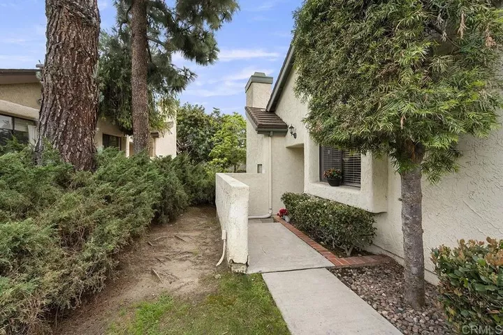 Property Photo:  826 Cinnamon Court  CA 91910 