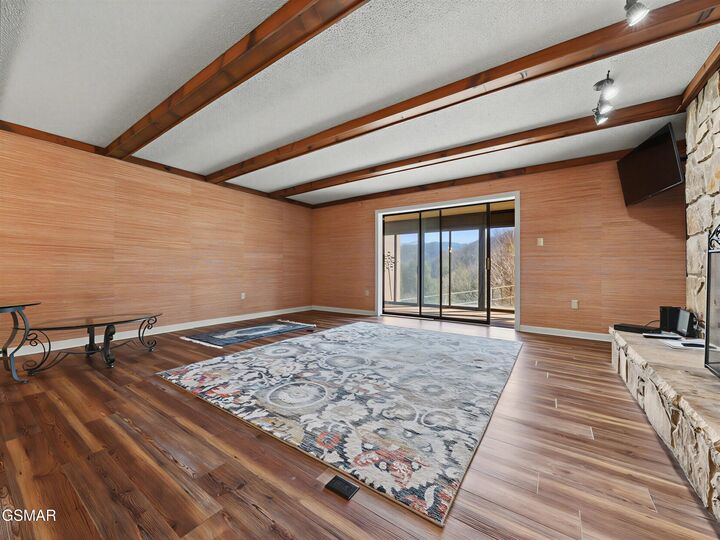 Property Photo:  224 Woodland Road  TN 37738 