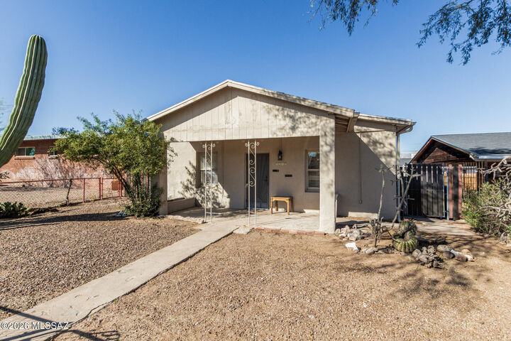 Property Photo:  1249 E Waverly Street  AZ 85719 