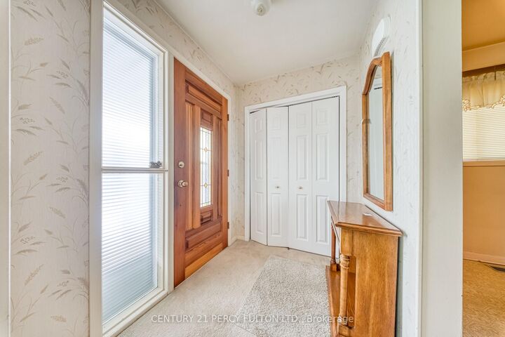 Property Photo: 120 Poplar Road ON M1E 1Z6