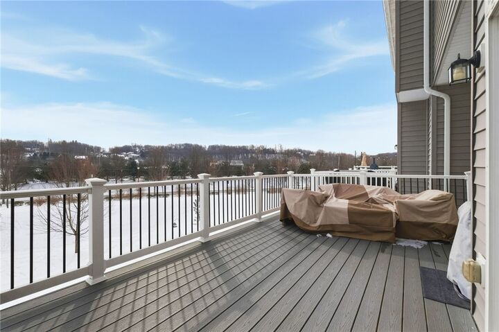 Property Photo:  213 Eagle Dr  PA 16066 