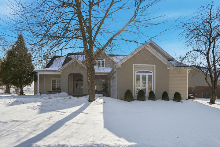 Property Photo: 1201 Kingsgate Road OH 45503