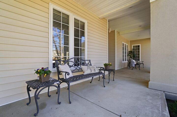 Property Photo: 1201 Kingsgate Road OH 45503