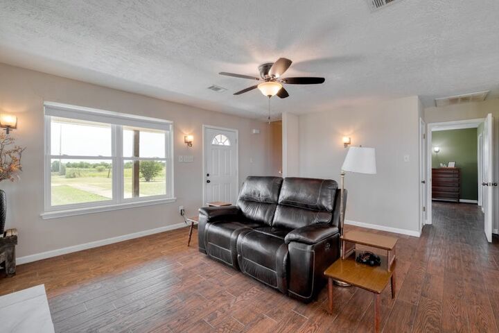 Property Photo: 1540 County Road 114 TX 76569