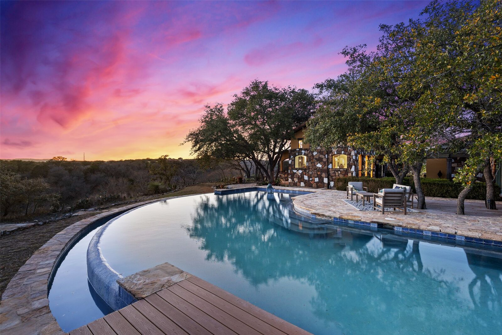 Property Photo:  2808 & 2804 Fall Creek Estates Drive  TX 78669 