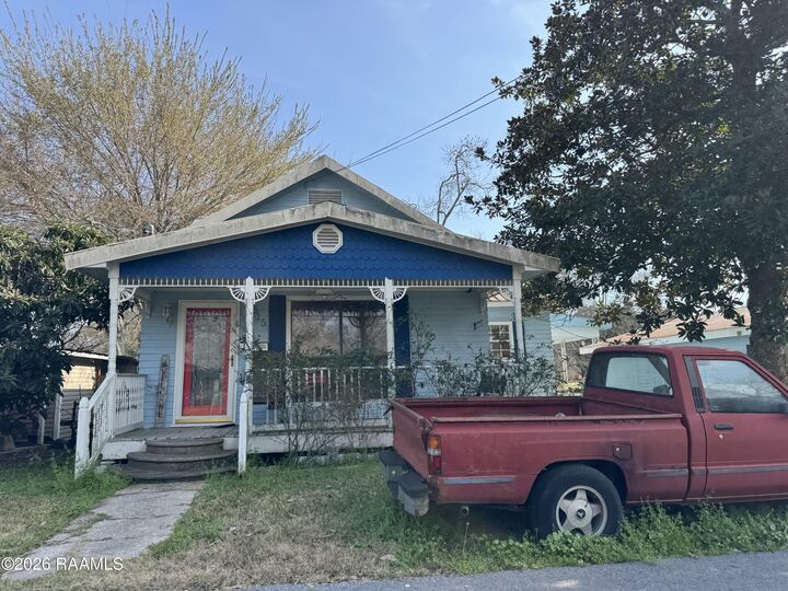 Property Photo:  515 W 8th Street  LA 70526 