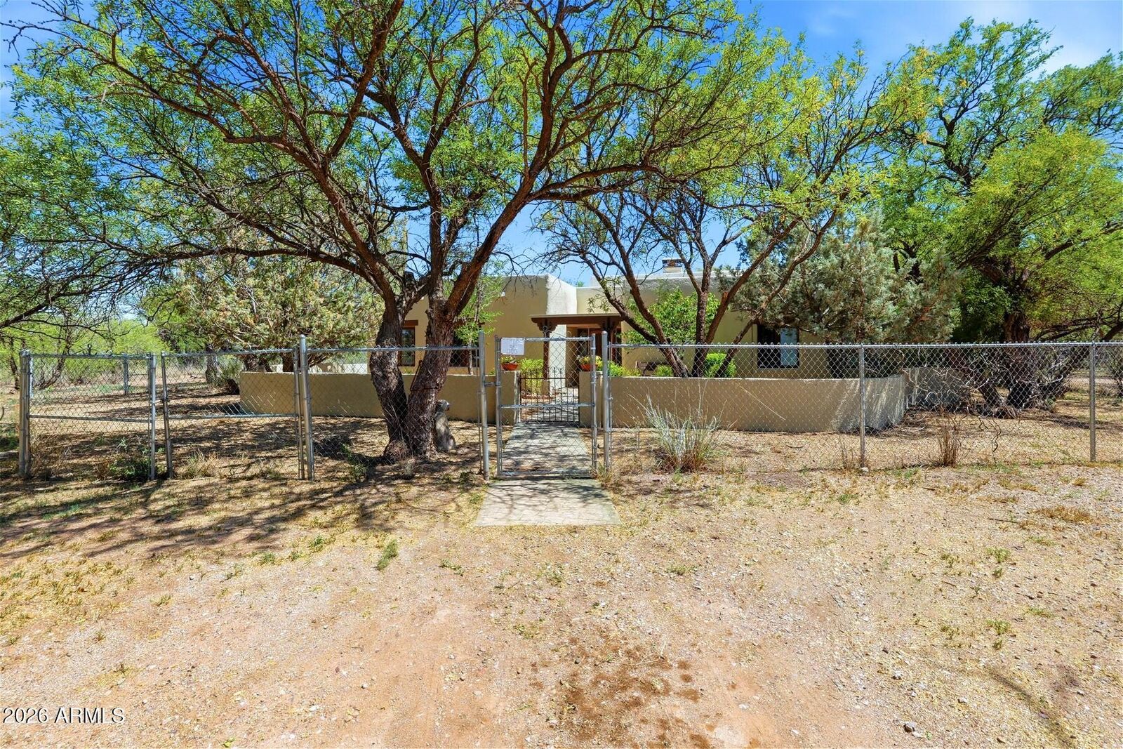 Property Photo: 1366 E Cottonwood Lane AZ 85616