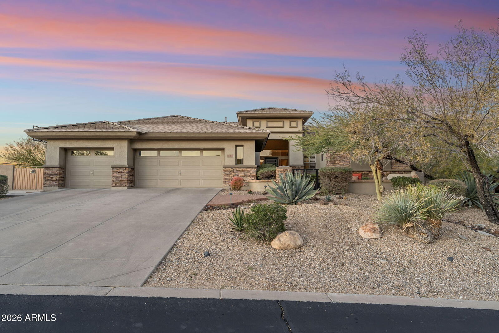 Property Photo:  11464 E Winchcomb Drive  AZ 85255 