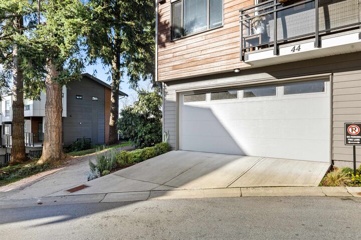 Property Photo: 16433 19 Avenue 44 BC V3Z 0Z1