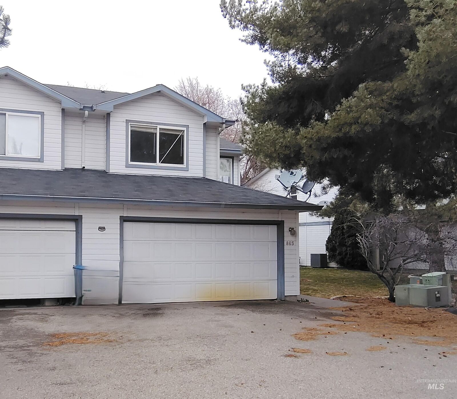 Property Photo: 865 Tumbleweed Ave ID 83647