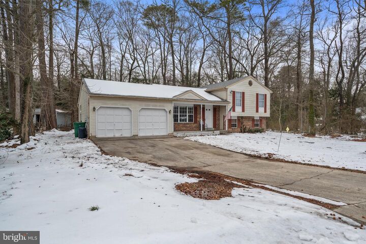 Property Photo: 21335 S Essex Drive MD 20653