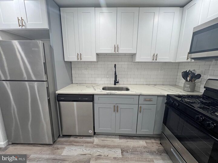 Property Photo:  932 Clifford Brown Walk  DE 19801 