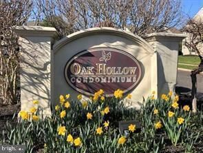 Property Photo:  17 Chelmsford Court  NJ 08053 