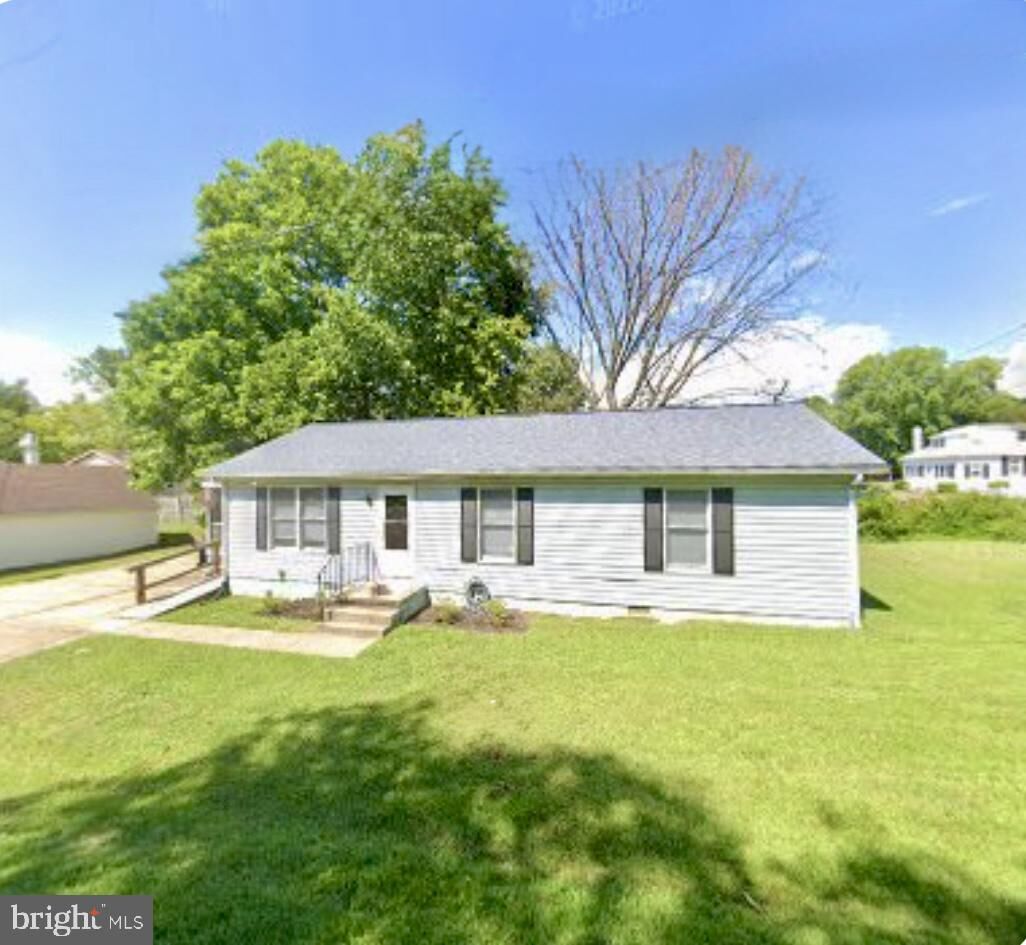 Property Photo:  39564 Potomac Avenue  MD 20650 