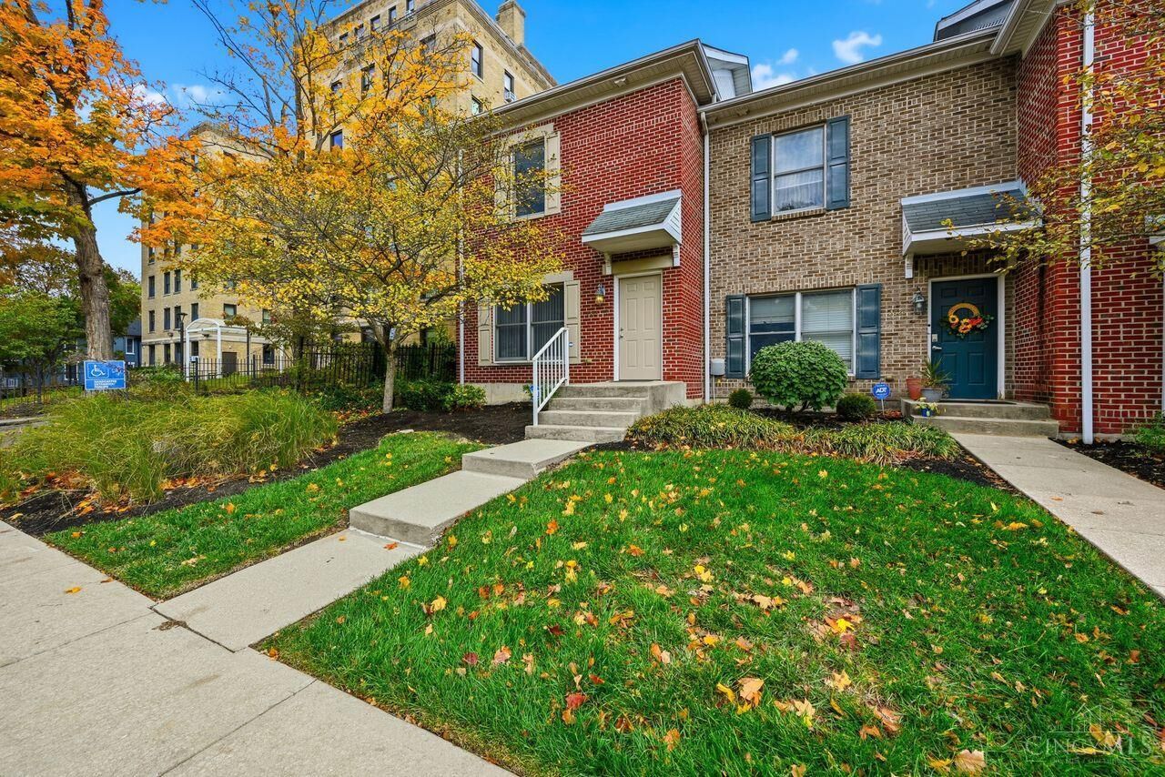 Property Photo:  2530 Hackberry Street  OH 45206 