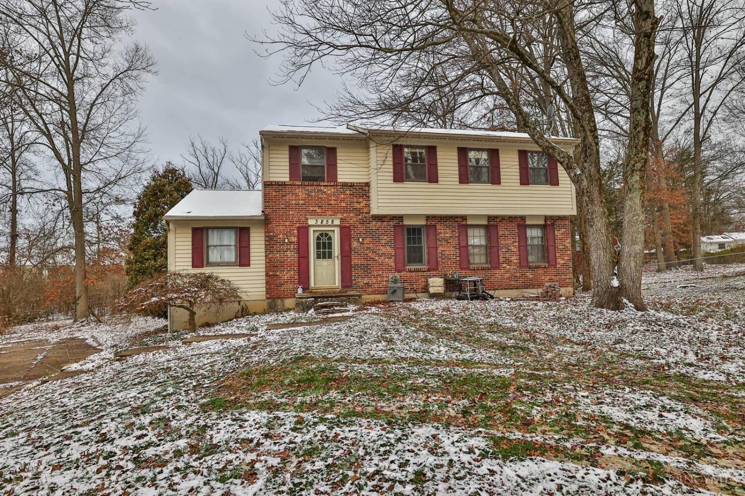 Property Photo:  3858 Heritage Oaks Drive  OH 45102 