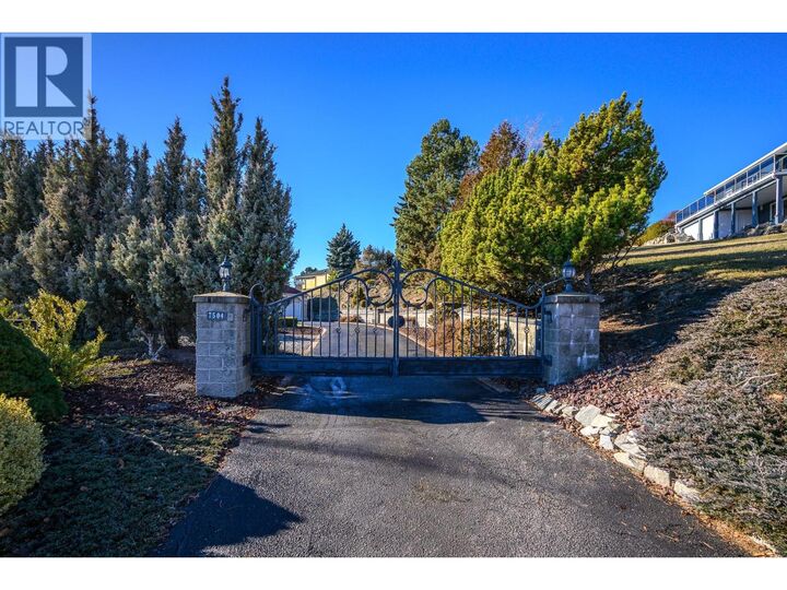Property Photo: 7504 Kennedy Lane BC V1H 1C4