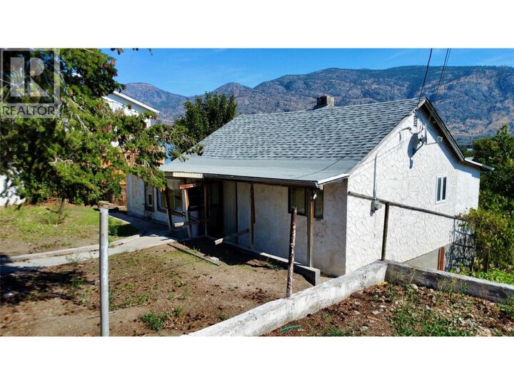 Property Photo: 7209 Heron Lane BC V0H 1V0