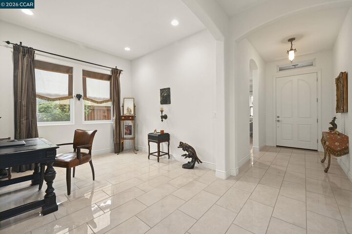 Property Photo: 1577 Chianti Ln CA 94513