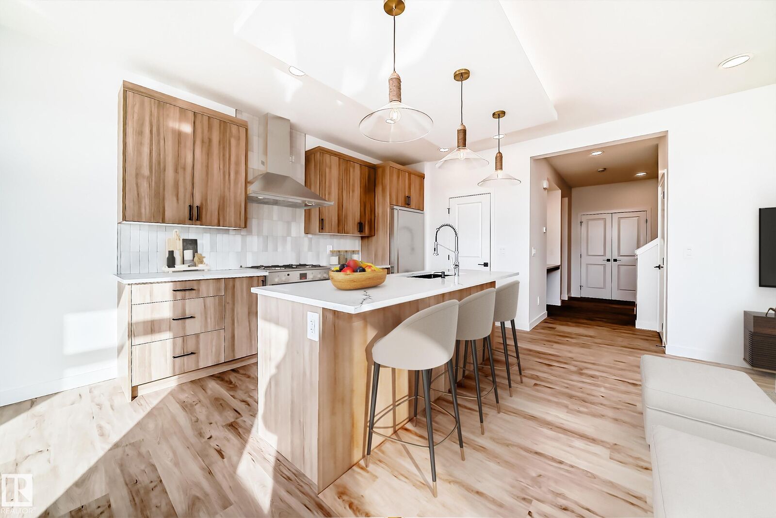 Property Photo:  8235 Kiriak Loop SW  AB T6W 5S2 