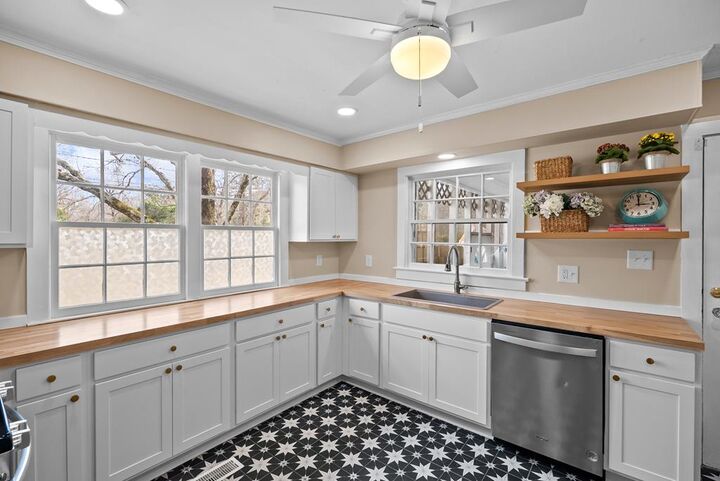 Property Photo:  307 Oliver Street  GA 31803 