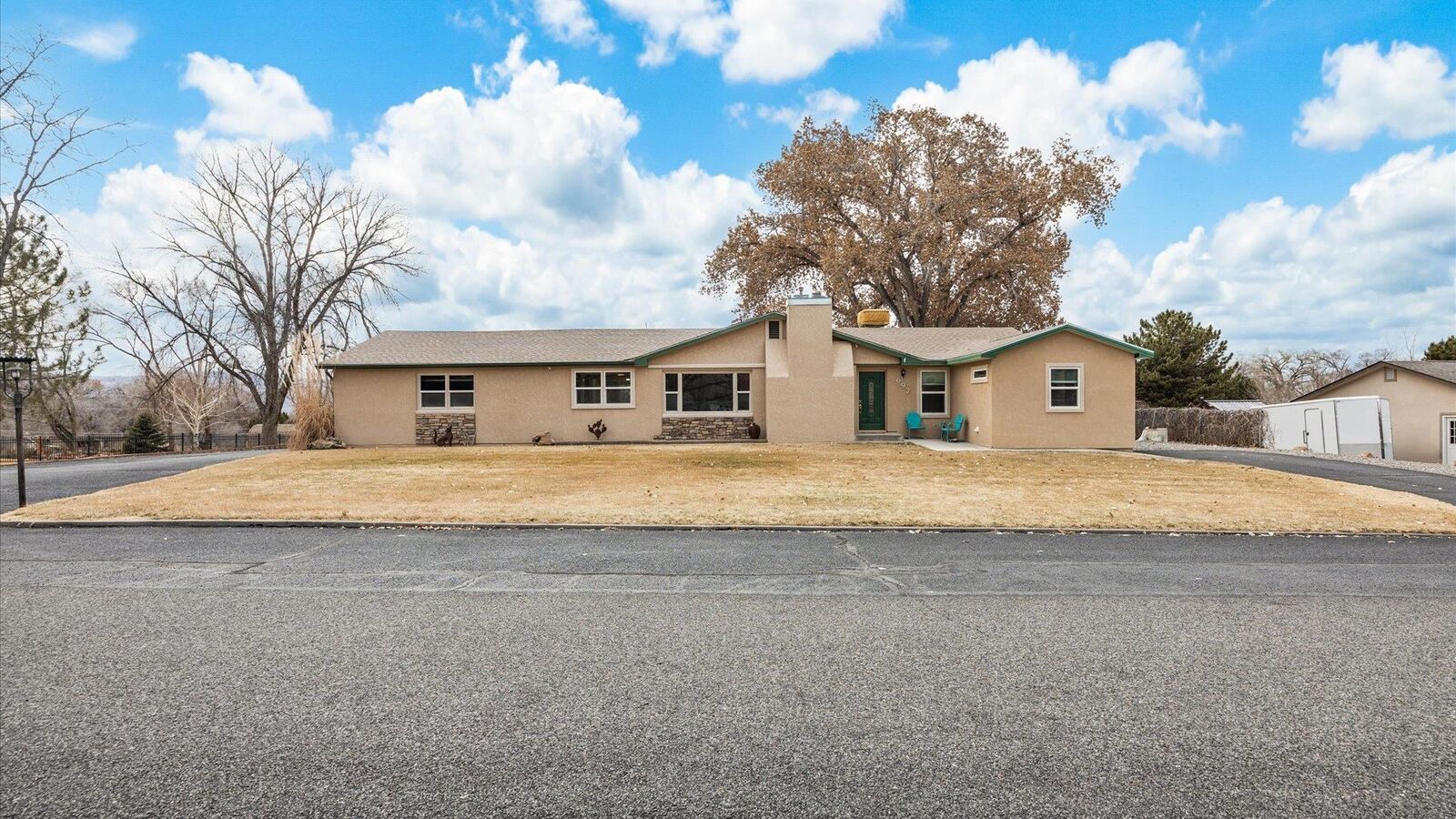 Property Photo:  697 Glen Caro Drive  CO 81505 