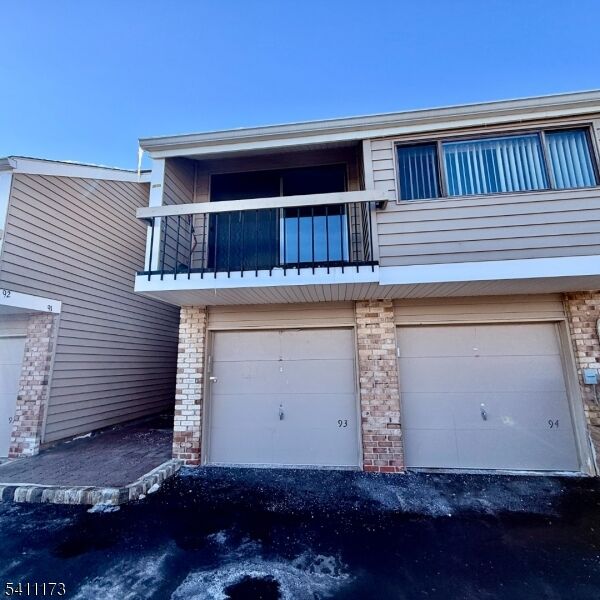 Property Photo: 93 Overlook Dr NJ 08809