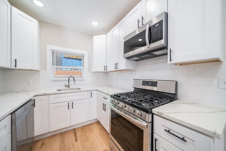 Property Photo: 78 Hutton St 2 NJ 07307