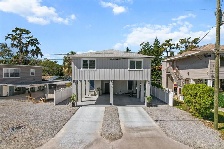 Property Photo: 7305 Tropical Drive FL 34607