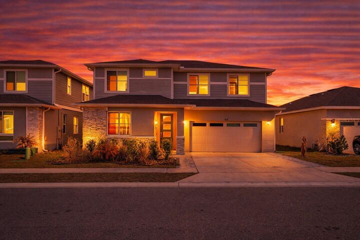 Property Photo:  1023 Sugarwood Street  FL 33837 