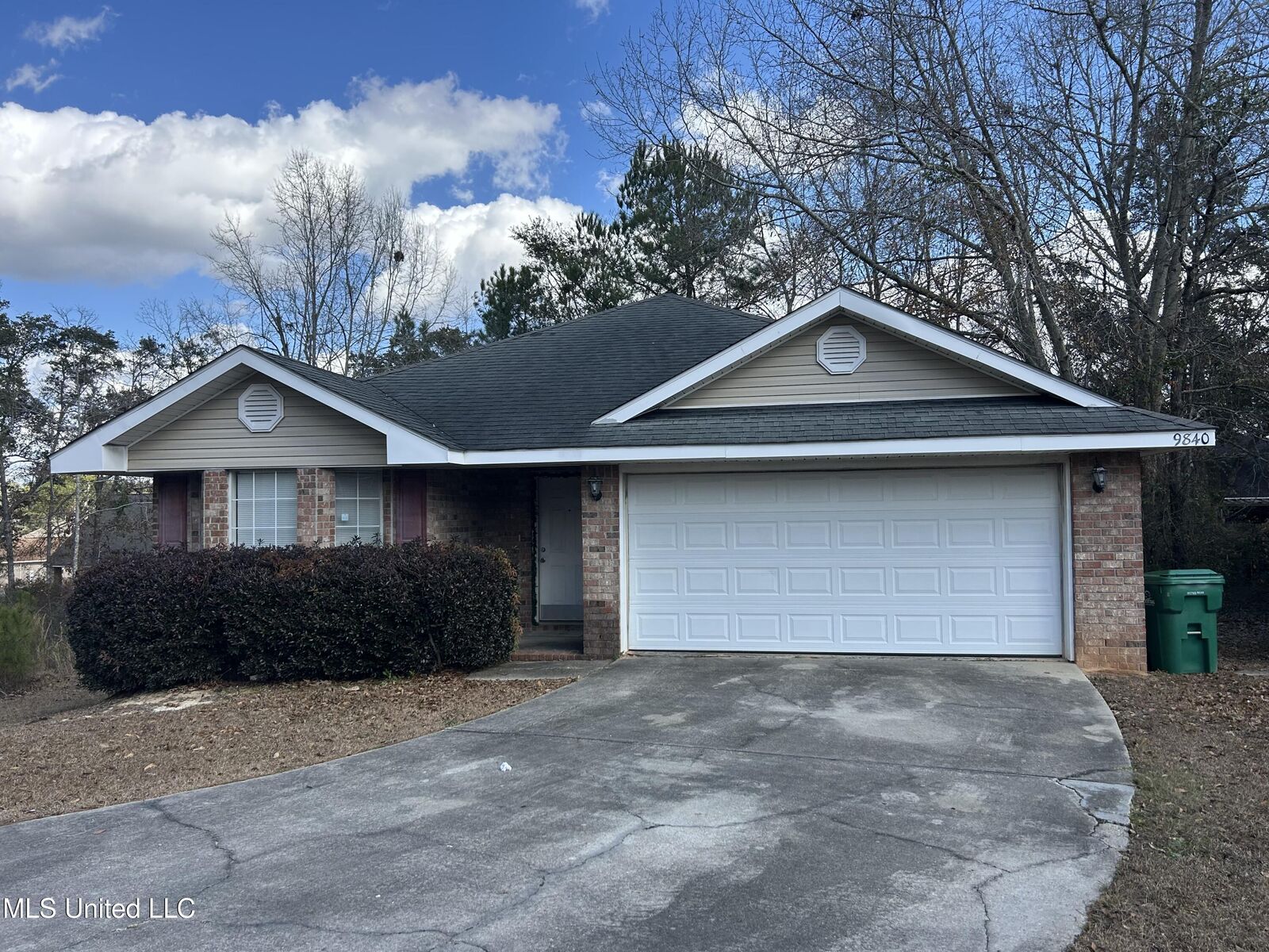 Property Photo:  9840 Kaimuki Court  MS 39525 
