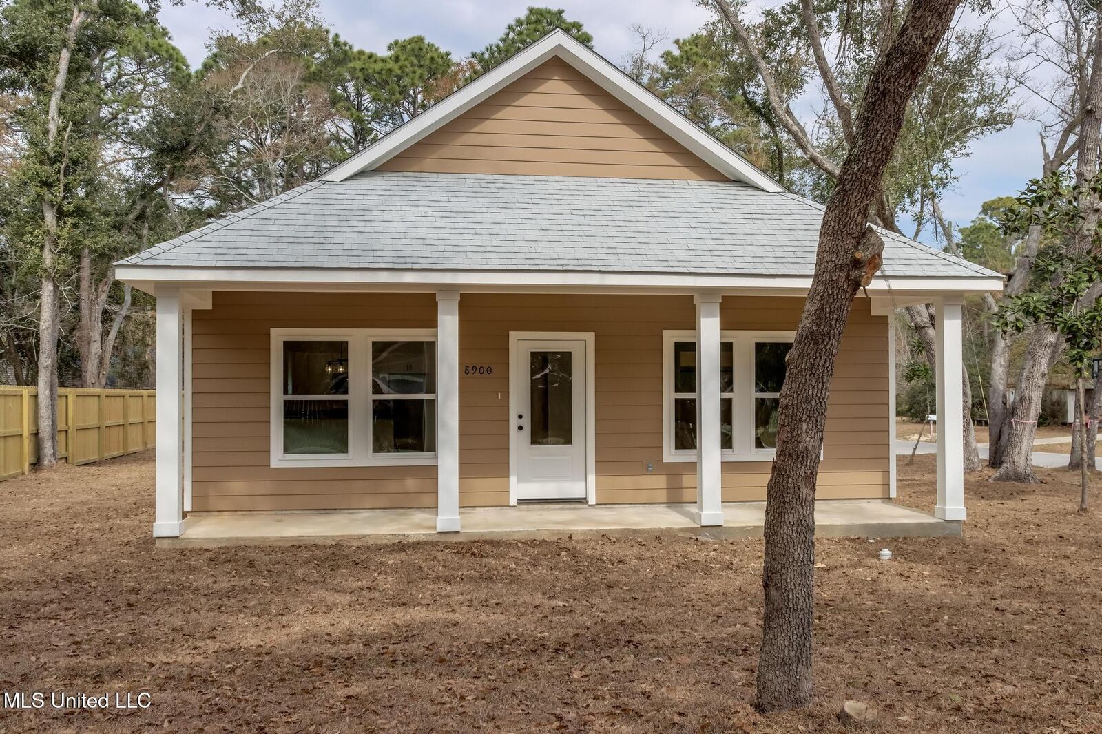 Property Photo: 8900 Pointe Aux Chenes Road MS 39564