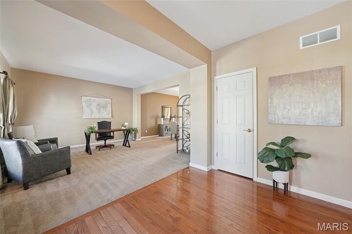 Property Photo: 345 Palisades Ridge Court MO 63025