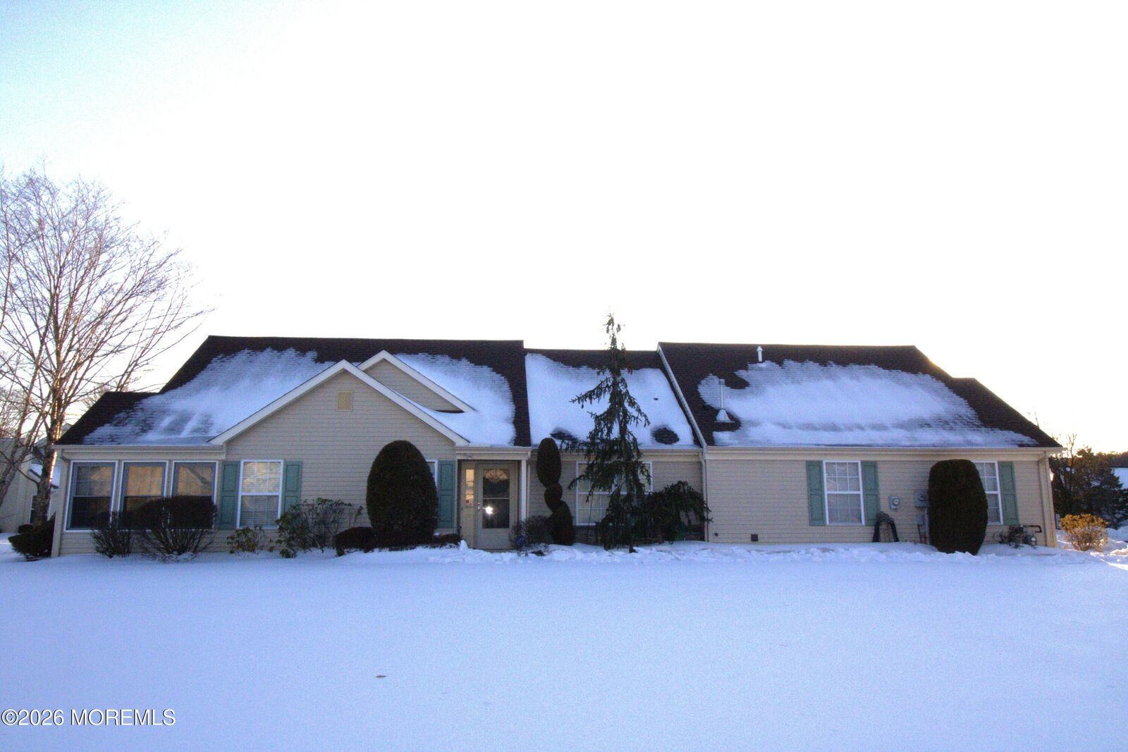 Property Photo:  11 Ivy Hill Road  NJ 08701 