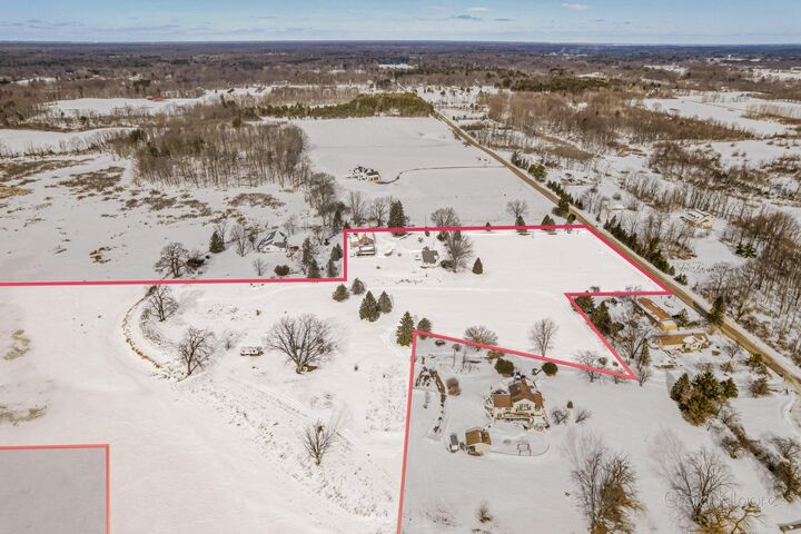 Property Photo:  15425 132nd Avenue  MI 49448 