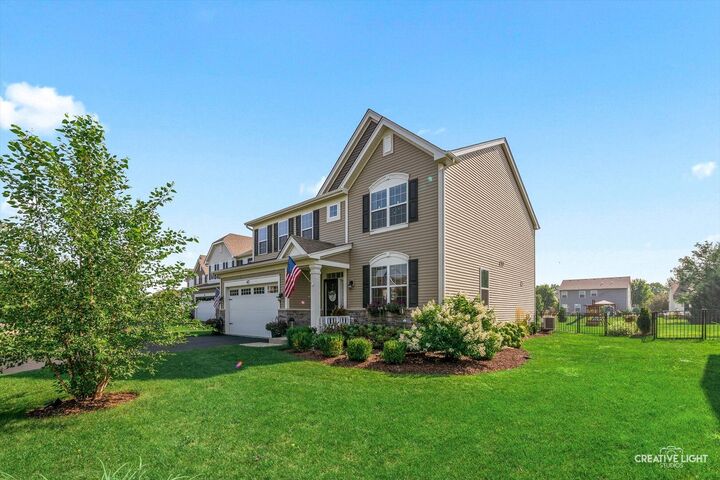 Property Photo: 47 Windstone Drive IL 60542