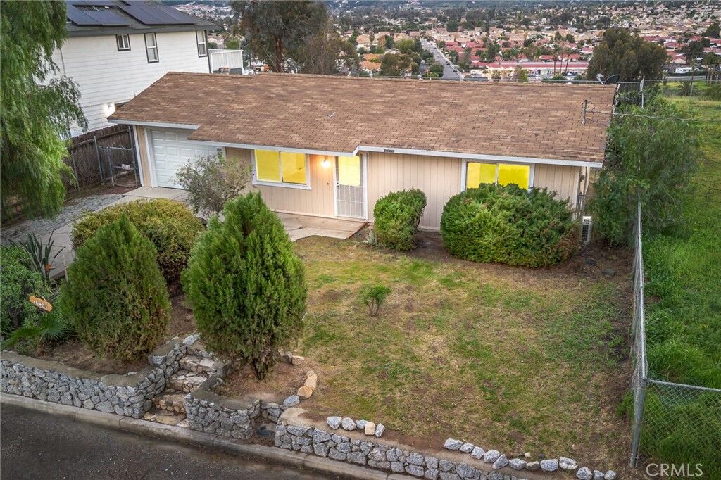 Property Photo:  16481 Stevens  CA 92530 