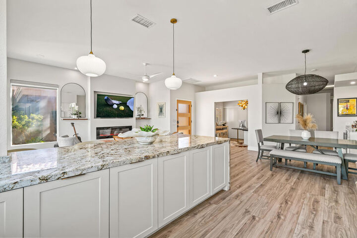 Property Photo: 52 Hilton Head Drive CA 92270