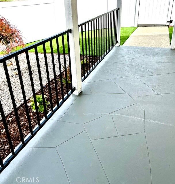 Property Photo:  2002 W 106th  CA 90047 