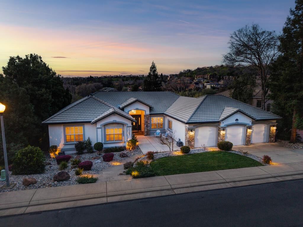 Property Photo:  2367 Clubhouse Drive  CA 95765 