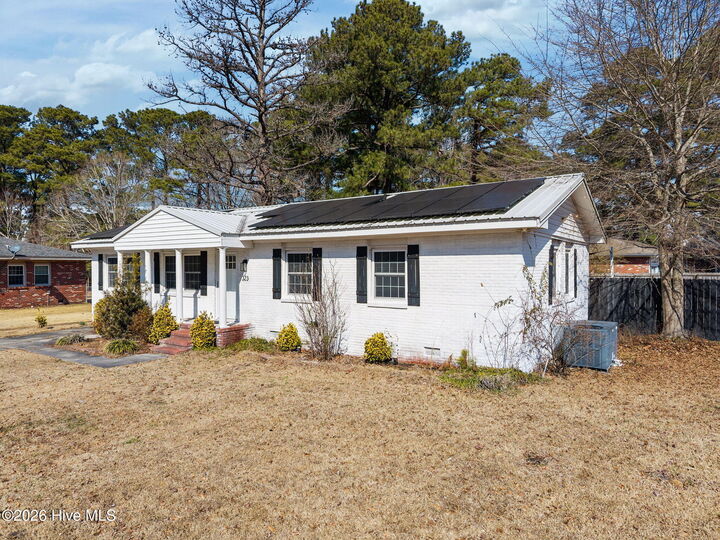 Property Photo:  323 Cardinal Road  NC 28546 