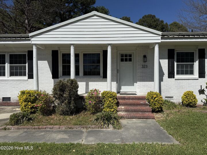 Property Photo:  323 Cardinal Road  NC 28546 