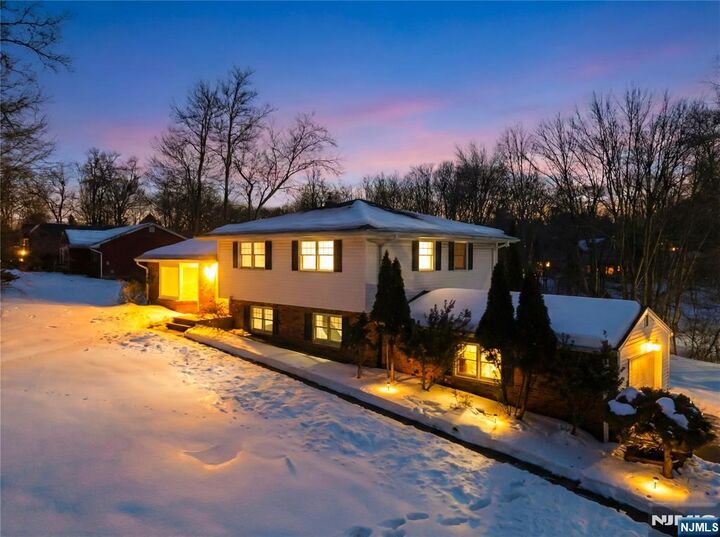 Property Photo:  1011 Washington Avenue  NJ 07675 