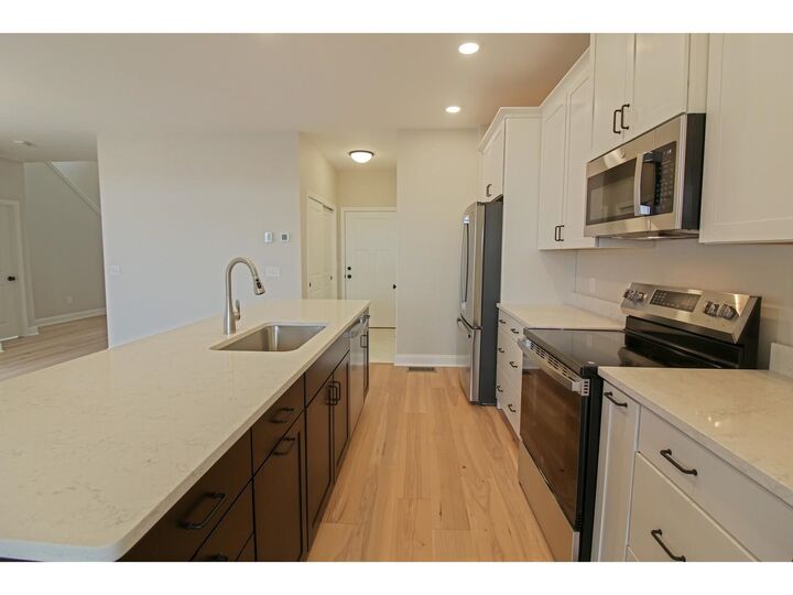 Property Photo:  427 Old Farm Road  VT 05403 